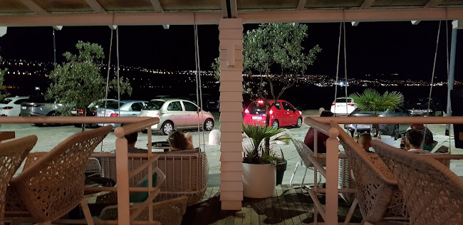 Večernja terasa Casa Tua u Opatiji